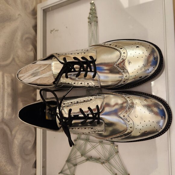 Marc Fisher Silver Leather "Perrie" lace up oxfords. Women. Size Various. NIB - Picture 6 of 12